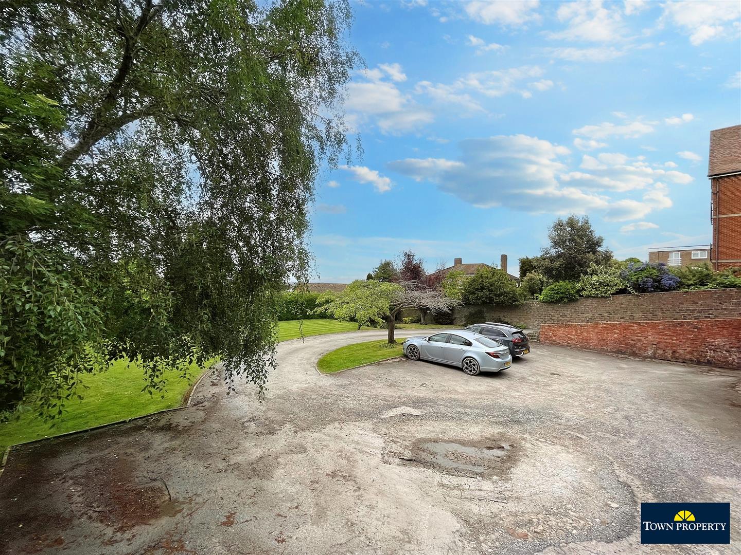 Property Details for Carew Road Eastbourne BN21 2JG Town Property